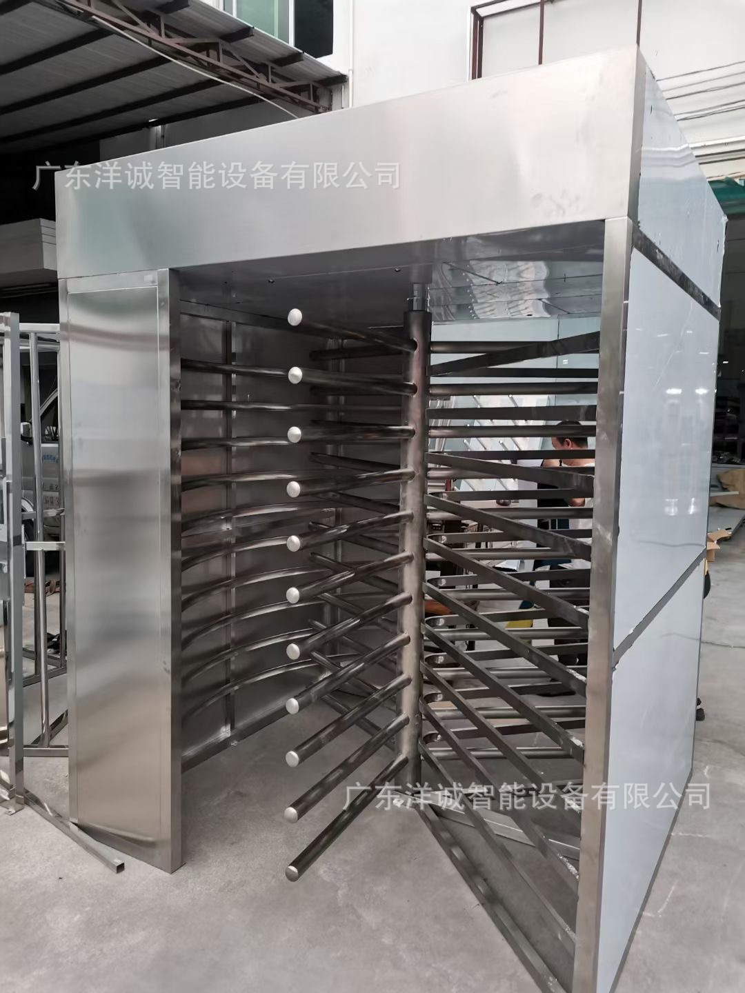 火车站高铁站半高转闸门 单向人流控制 排队通行手推转闸机旋转门