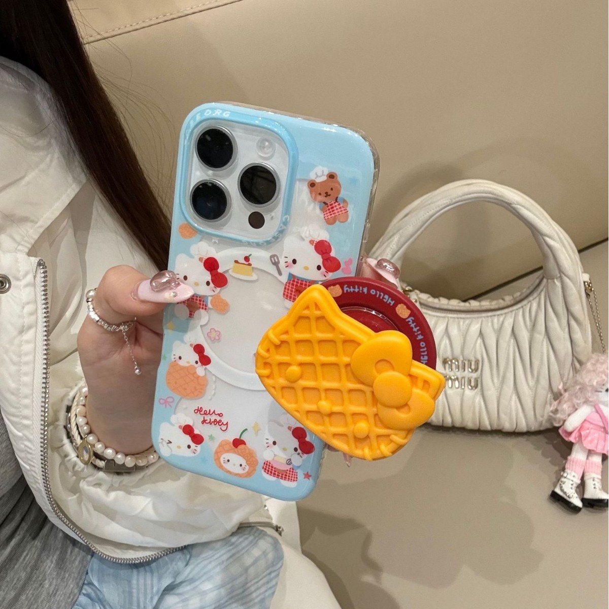 Los waffles de gato KT de pantalla completa de dibujos animados estilo ins son adecuados para Apple 15/16 funda para teléfono móvil 14Pro femenino 13 nuevo 16Pro