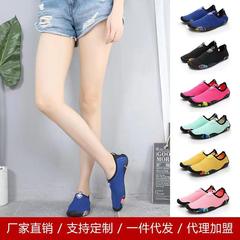 Fitness yoga shoes, speed-interference water tracing shoes, outdoor beach shoes, men's and women's swimming shoes, manufacturer wholesale