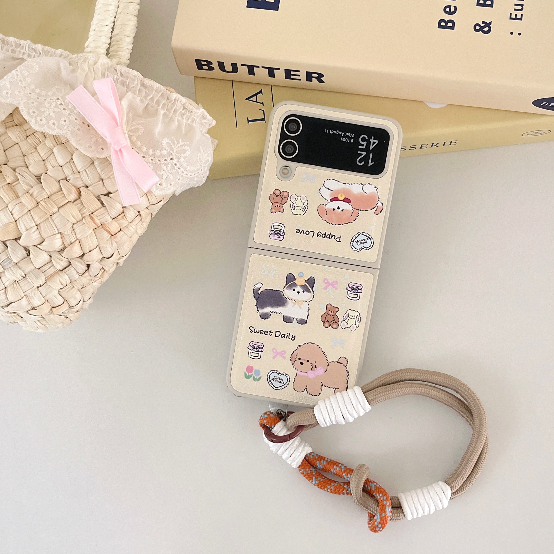 Cute Cartoon Dog Leather Phone Case for Samsung Z Flip5/Z Flip3/4 Folding Protective Case_voghion.com