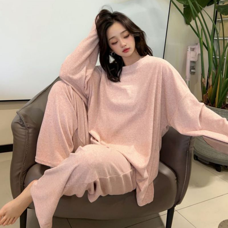 Autumn and Winter Cotton Home Set for Women, Warm Pajamas, Loose and Simple Casual Long-Sleeve Long-Pants Loungewear Autumn and Winter Cotton Home Set for Women, Warm Pajamas, Loose and Simple Casual Long-Sleeve Long-Pants Loungewear
