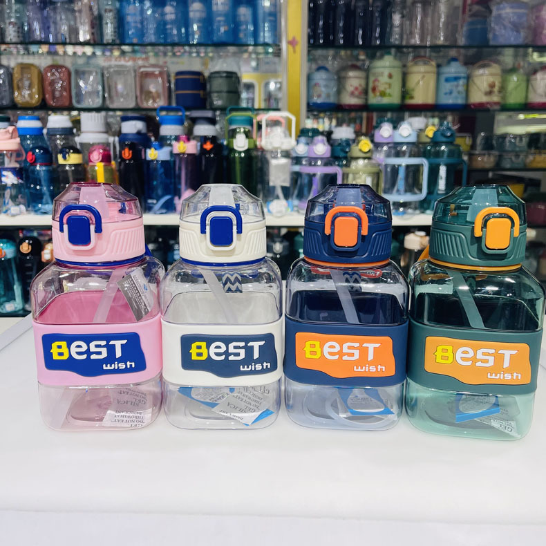 Futong 710 taza de plástico cubierta de rebote deportes cuadrados de moda coreana 700ml de gran capacidad PC taza de plástico taza de paja