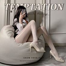 �͹�z�m����ā�R���@���ļ�ˮ���m�����ڽz�O��������Ů��ɫ�z�m