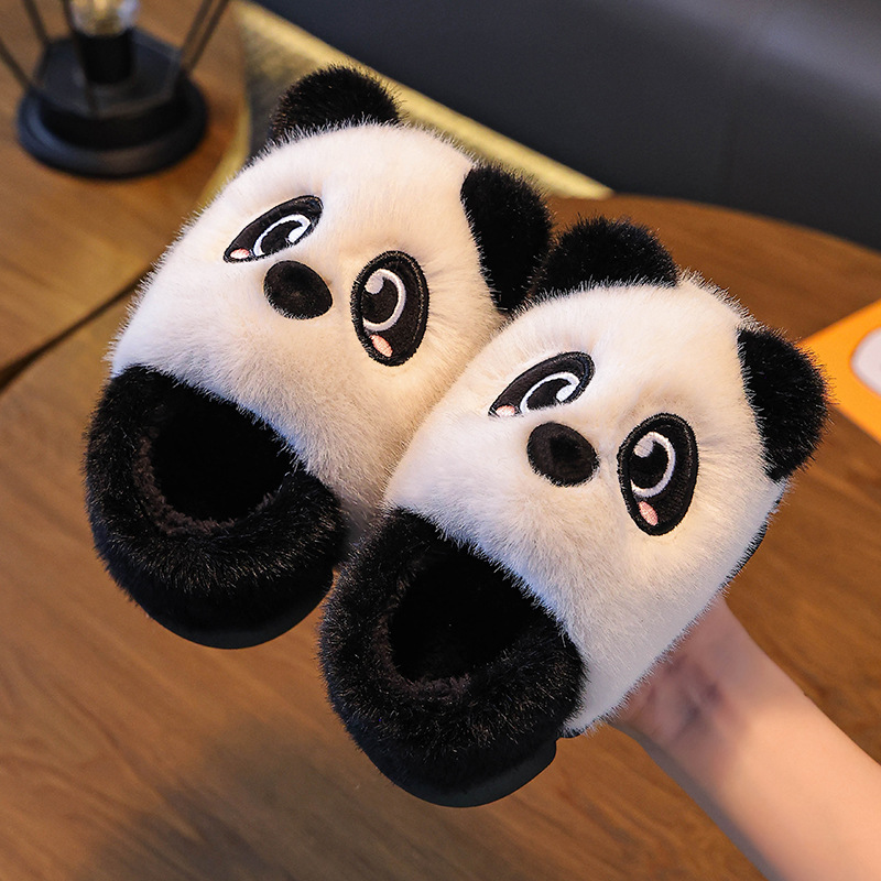 Otoño y invierno bolsas de tacones de zapatos de algodón para niños y niñas, zapatillas de algodón para niños y niñas, cálidas con una base gruesa de pelusa, lindas zapatillas de algodón para niños y medianos