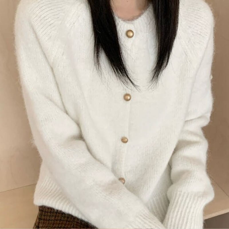 韩式绝美金扣圆领长袖针织开衫毛衣女秋冬新款软糯宽松外套上衣潮|undefined