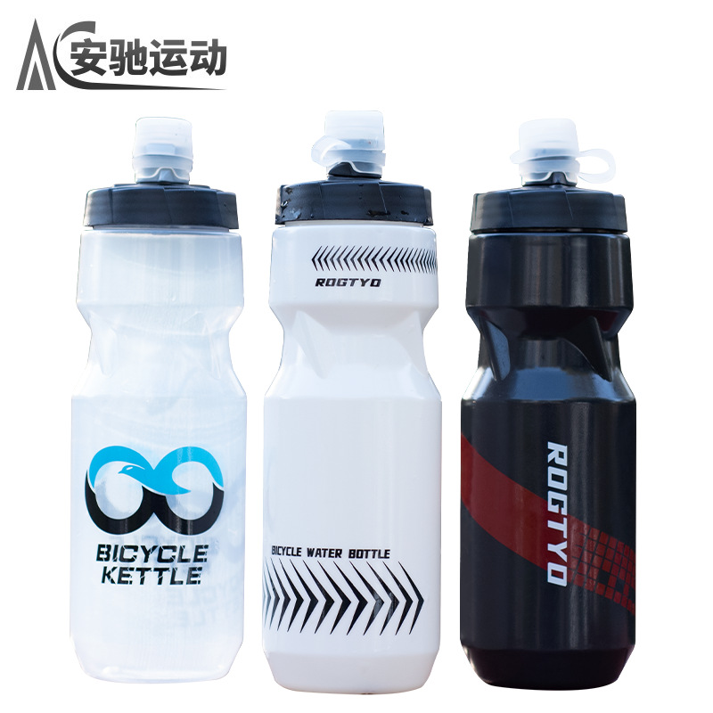 Outdoor PP5 bicycle car water bottle Amazon hot selling 780ML riding water cup plastic water Cup squeeze kettle