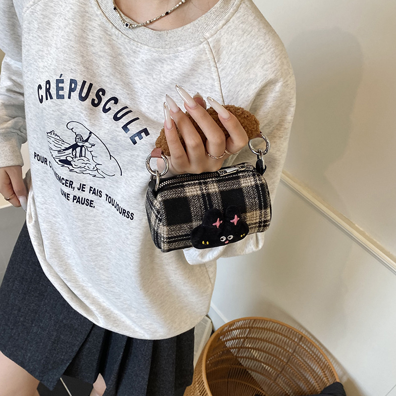 Otoño y invierno nuevo bolso de peluche caricatura lindo perro bebé mochila de moda estricta bolsa de hombro para niños