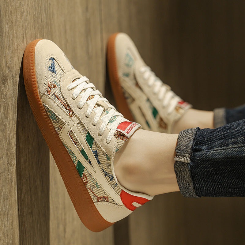 Suede Men's Shoes Autumn Ins Versatile Casual Sports Shoes Men's Super Popular Moral Training Printed Canvas Sneakers