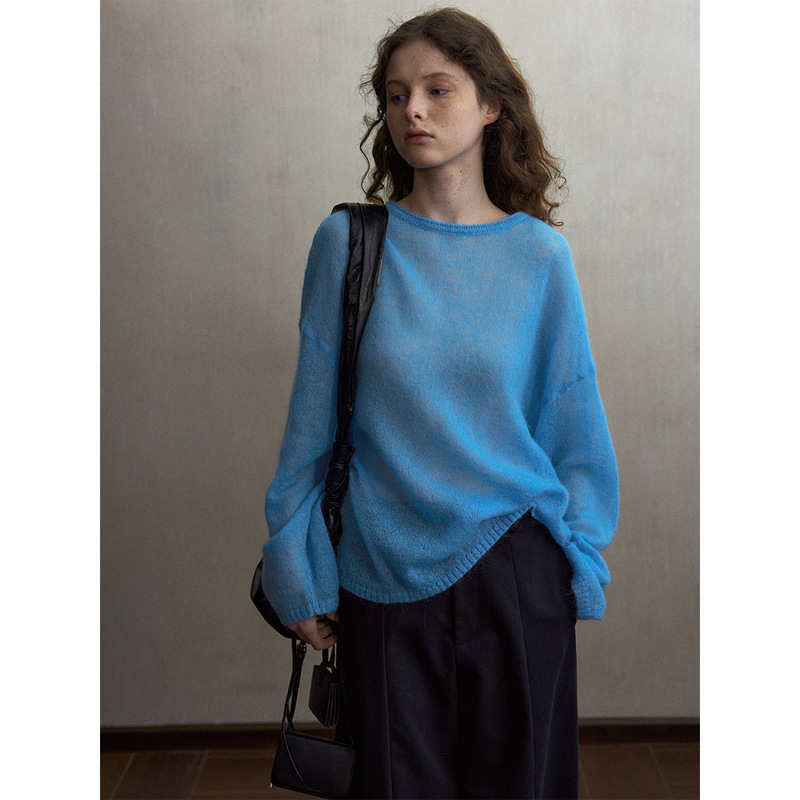 【识几】Slightly See-Through Mohair Pullover Knit Sweater with a Relaxed Style and Loose Long Sleeves M60477