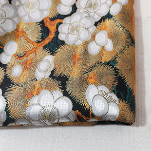 ľ�޼y����\��ͯ�޷�ɫ���I�����������B��ȹ�H���b���\������