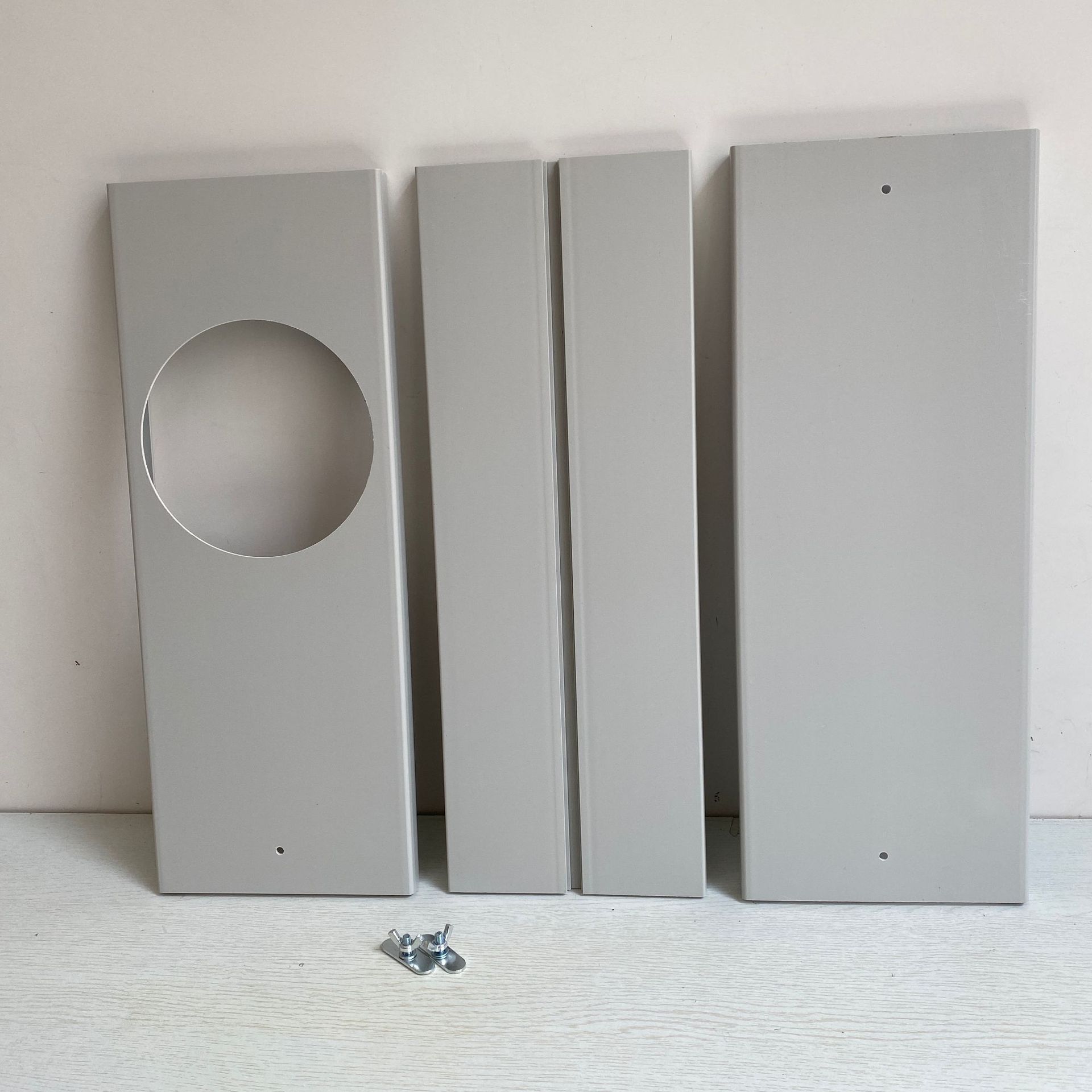 폭 16 - 높이 43 - 최대 110cm까지 조절 가능(3개 팩, 나사 2세트 포함) [910G]