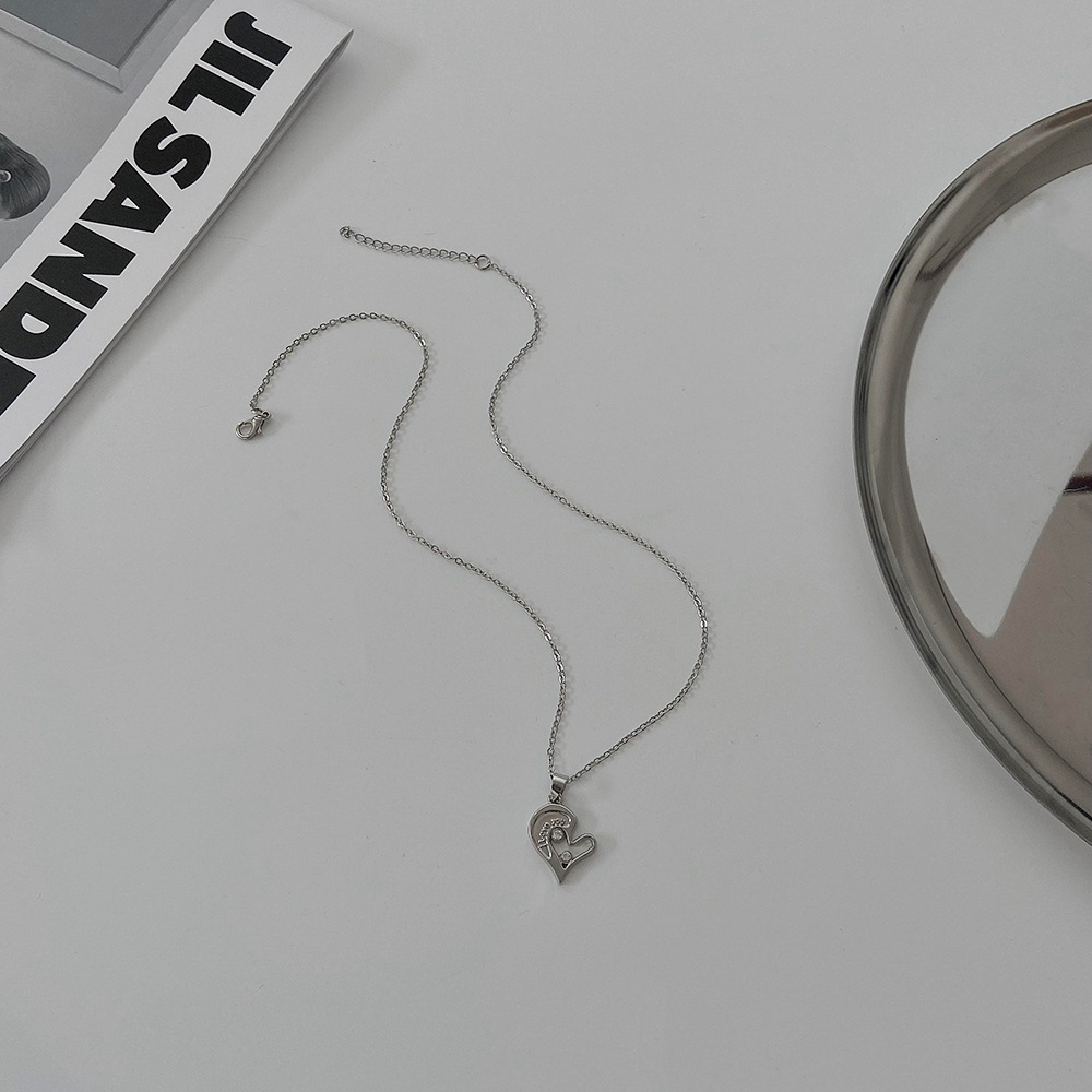 Alloy Material Heart Shape Pattern Couple Gender Metal Design Fashion Heart Shape Alloy Metal Rhinestone Necklace