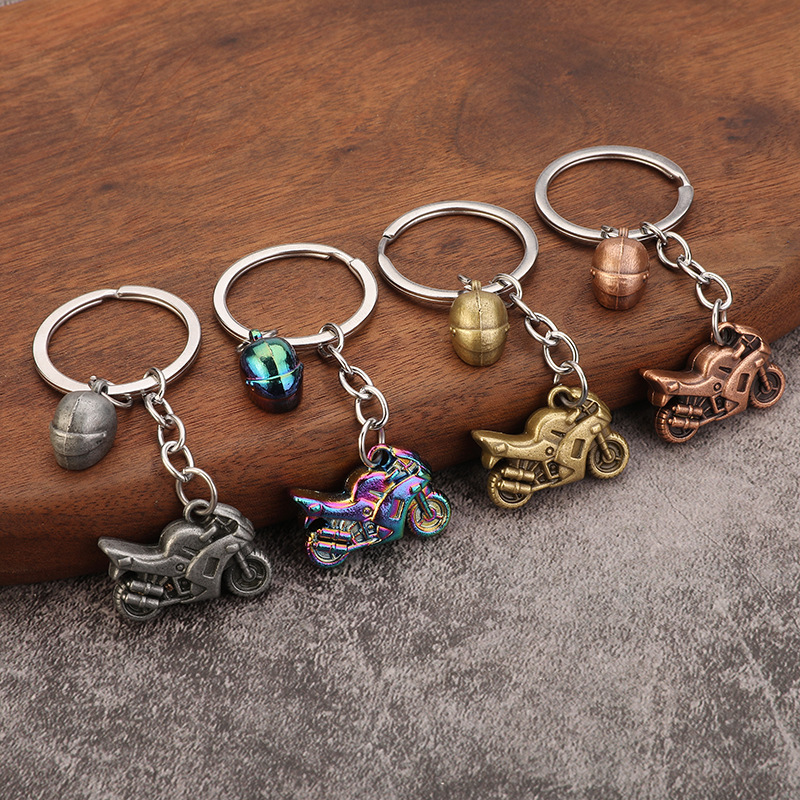 Alloy motorcycle keychain creative motorcycle model key car pendant personalized backpack key decorations