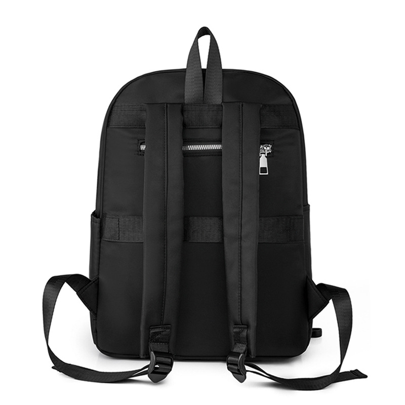 Venta directa de fábrica 2023 nueva mochila de nailon casual para mujer mochila de computadora de viaje de gran capacidad mochila escolar para estudiantes