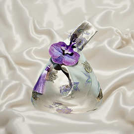 郁金香金丝提花流苏蝴蝶兰手腕包开业婚庆vip绸布礼物文创袋礼品