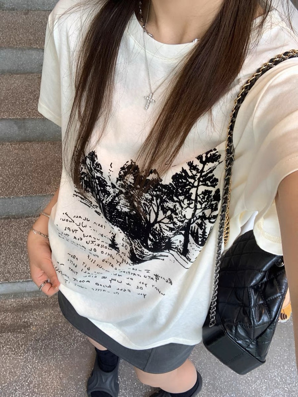 2024杏色日系レトロchi港味半袖上着半袖tシャツ女性夏デザイン小衆プリントゆるい|undefined