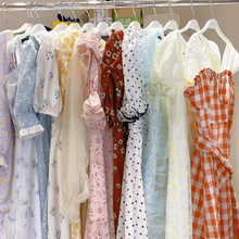 茶歇日系绝美碎花裙夏装2025年新款古着森女小香风长款连衣裙批发