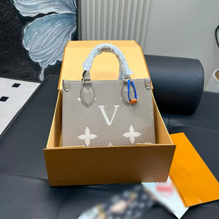 �r������������������ذ���ƤŮʿб���ͨ�ڰٴ�Ҹ�°��H��25ɫ