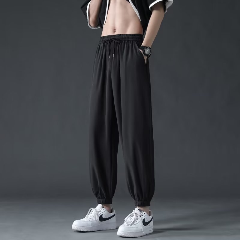 シャツの少ない服のストレートの氷のズボンの男性の夏の純色はシンプルです。|undefined