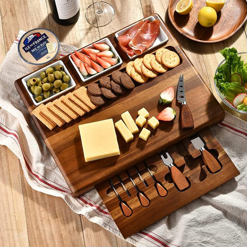 Tablero de cortar de acacia Tablero de queso de madera Tablero de queso portátil con combinación de cuchillo Juego de picnic Tablero de cortar para acampar