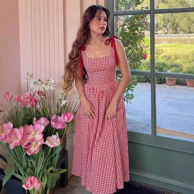 Zt8085 French-Style Retro Dress with Sleeves, Summer Youthful Plaid Square-Neck Waist-Cinching Slimming Strap Long Dress