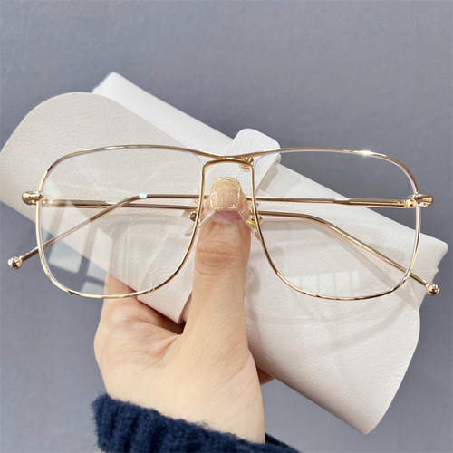 Irregular metal retro anti-blue light myopia glasses with large frame, small face-revealing flat glasses, Korean style trendy glasses