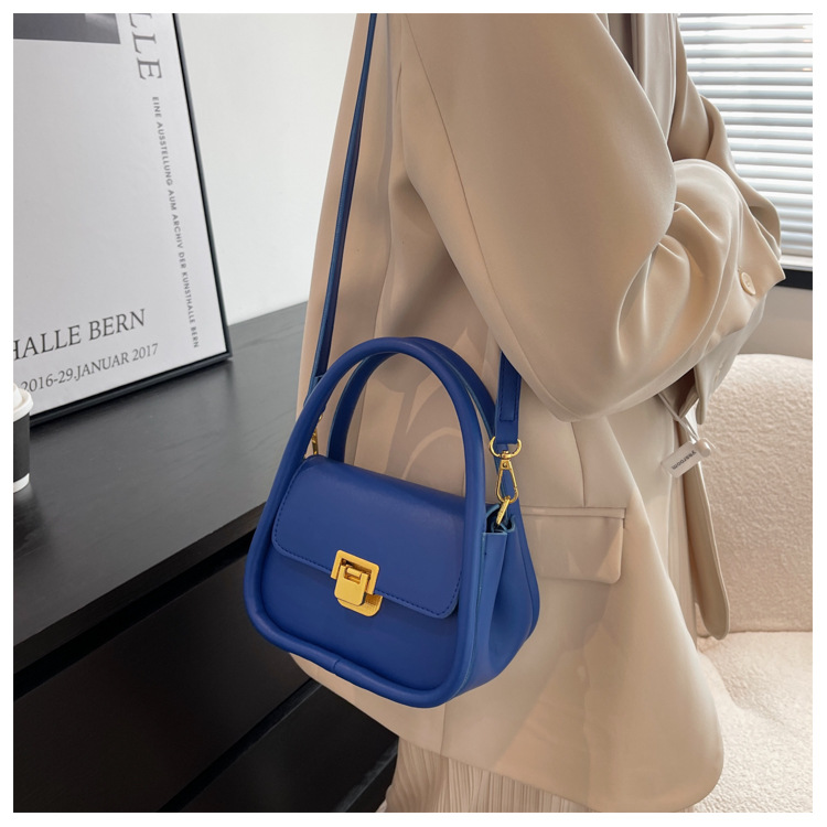 Spring Texture Bag Korean Color Contrast One Shoulder Messenger Bag Wholesale display picture 4