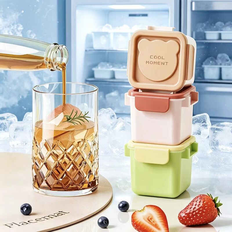 Food-Grade Large Household Ice Cube Tray with Lid, Sealed and Easy to Demold, Special Large Ice Cube Mold for Whiskey and Coffee