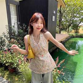 PPHOME自制~法式复古碎花背心女夏季设计感小众修身后背绑带上衣