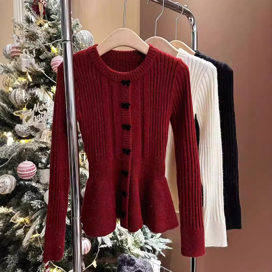 Knitted autumn design elegant sweater with a round collar with bow