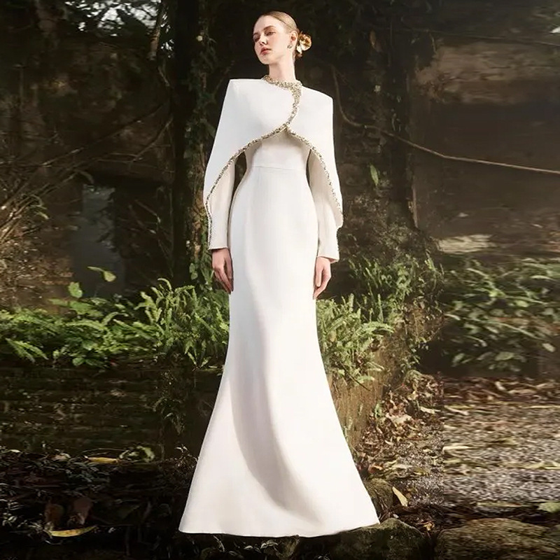 European and American Fashion Evening Gown, 2026 New Model, Heavily Beaded and Diamond-Embellished, with Cape Sleeves, Floor-Length Dress