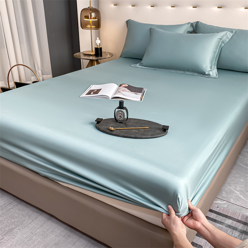 Cool Sensación de la cama de seda de hielo de una sola pieza para dormir desnudo de verano Cubierta de colchón de tres piezas Cubierta de la cama con todo incluido