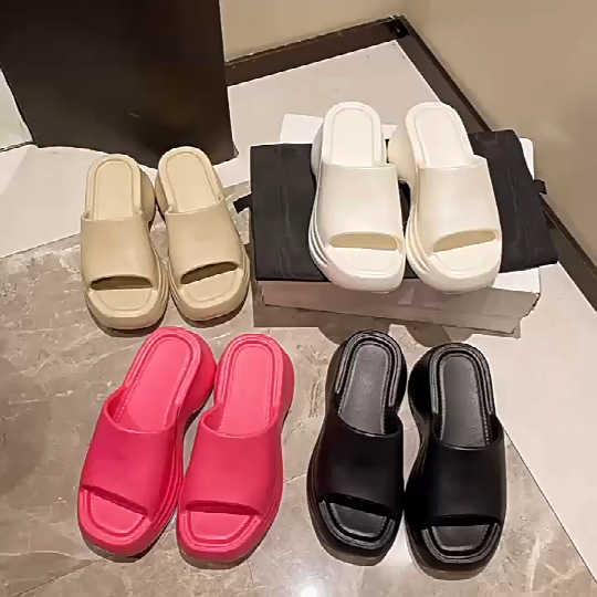 New Thick Bottom Slippers Women's Summer Outer Wear Fashionable Soft Bottom Sandals EVA Heightened Beach Slippers