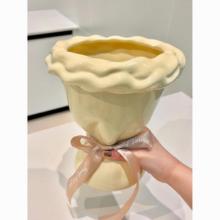 French Cream Style Ceramic Vase Birthday Personalized Flower Arrangement Retro Hydroponic Wabi-Sabi Style Living Room Ornaments