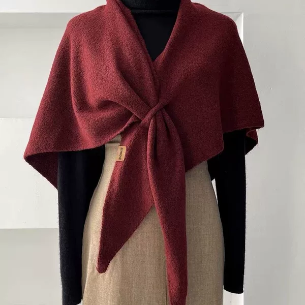 High-end shawl, triangular cape for women, soft knitted cape, versatile and warm, solid color neck warmer, new autumn and winter model