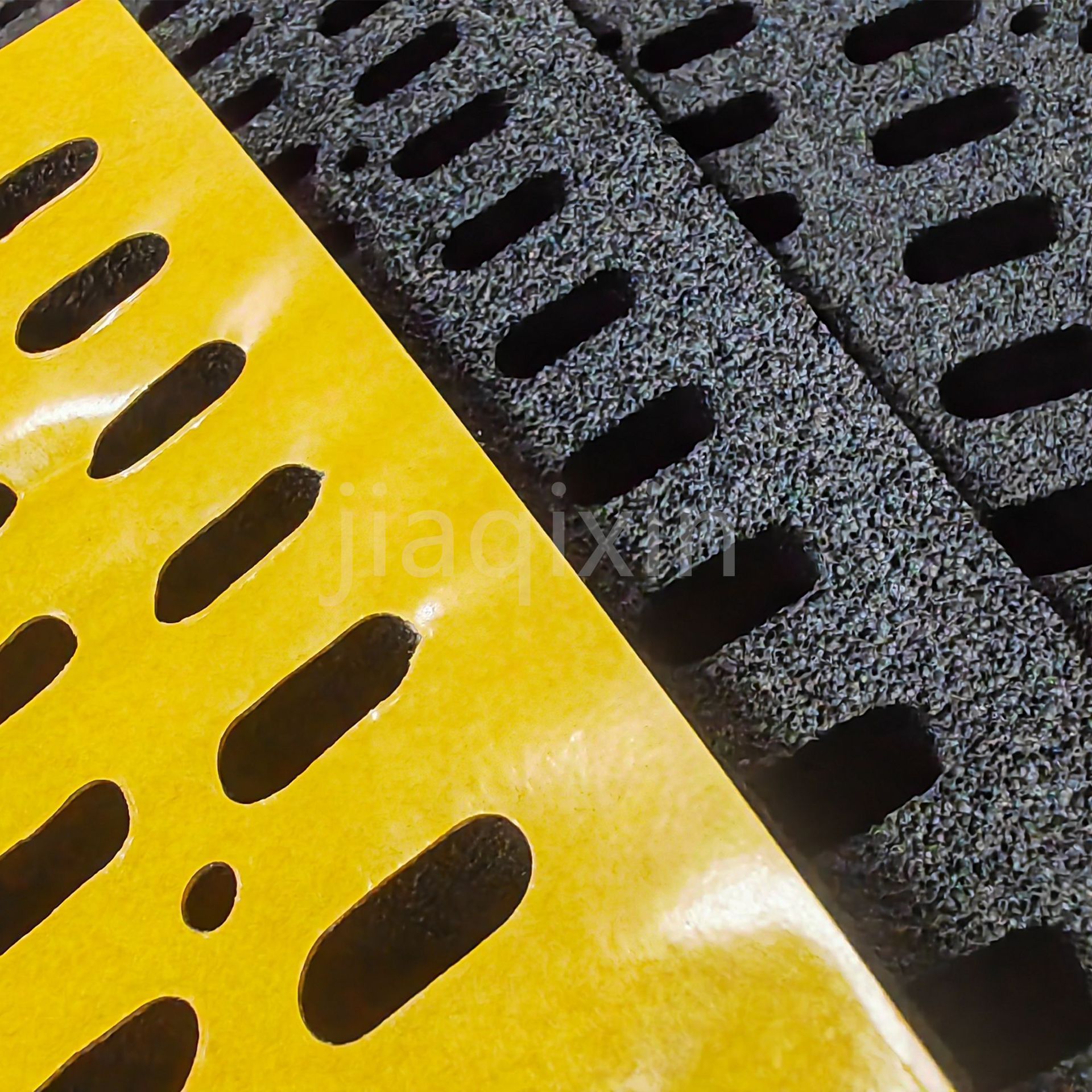 20MM码垛钢板石材吸盘海绵  2cm开孔EPDM集成式吸具机械手吸盘海