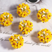 新款黄色雏菊小蜜蜂可穿笔直孔散珠DIY手机钥匙链项链包链配件
