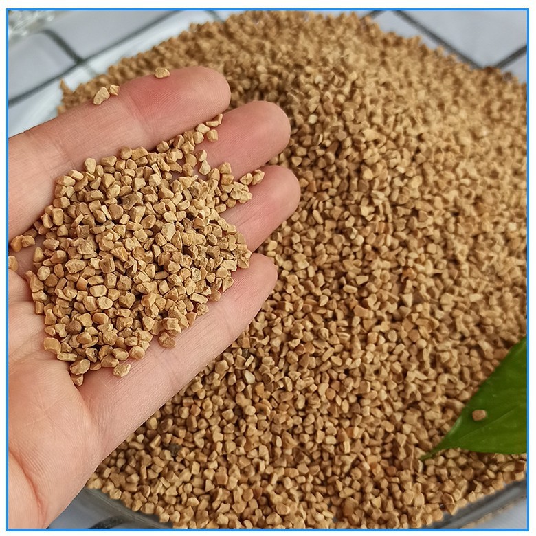 油田专用果壳厂家 1-2 2-4mm核桃壳除油滤料厂家 新泰净水材料