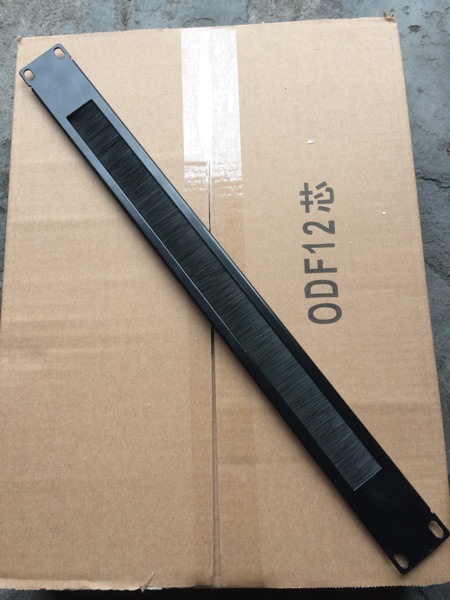 19英寸标准机架1U毛刷标准机柜毛刷挡板防尘面板机柜防尘盲板