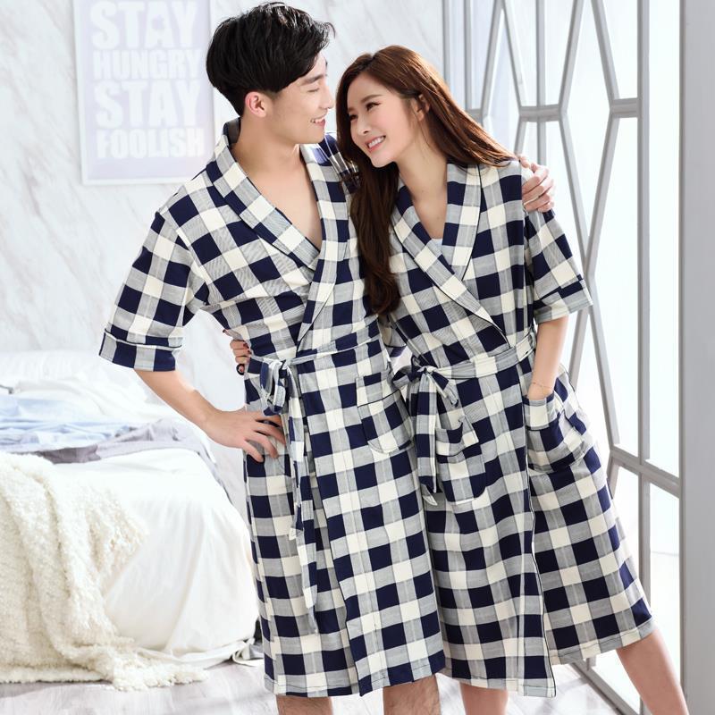 Pijamas de mujer de manga corta a cuadros delgados de primavera y otoño Albornoz de algodón más el tamaño del camisón de verano de los hombres