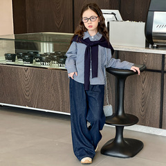 女の子2025年中高生向け韓国風おしゃれセットアップ、ストライプシャツ、フェイクツーピース、デニムストレートワイドパンツ、3点セット