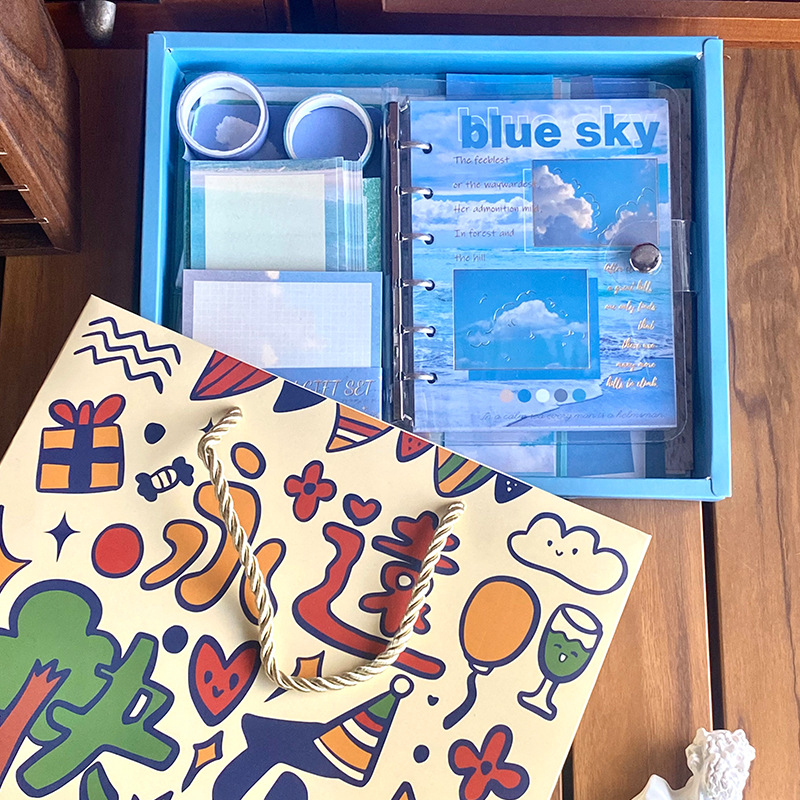 創意誕生日プレゼント実用手帳プレゼント箱男の子と女の子の誕生日プレゼントは学生に学校が始まります。