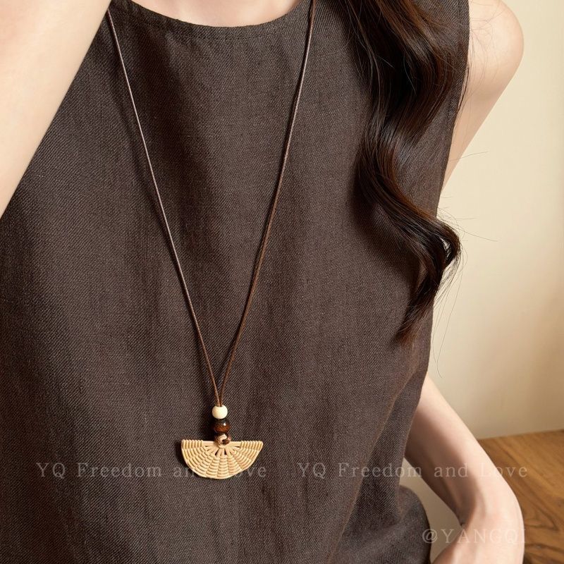 Necklace 0695