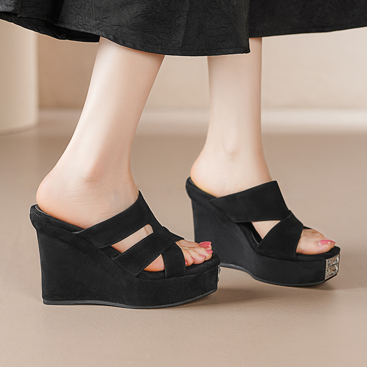 Sandal cao gót nữ hở mũi đế dày da bò gót 12 cm — Lời bài hát: Black (Sheep Flip) chi tiết 2