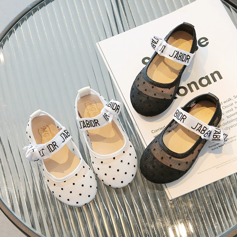 Дышащие туфли для девочек в стиле принцессы, новинка весны 2025 года, повседневная обувь для детей, туфли для маленьких девочек, обувь для малышей, обувь для детей младшего и среднего возраста