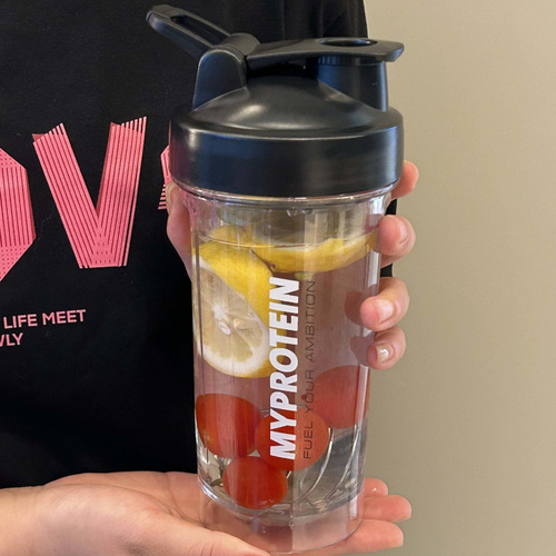 Protein Powder Shaker Cup for Gym Fitness Milkshake with Graduation Markers, High-Temperature Resistant Plastic, Summer Water Bottle