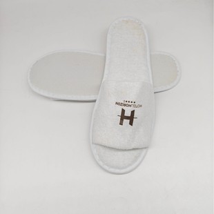 White Disposable Slippers, Slightly Defective, Non-Slip, Hotel and Civilian Use, Ready for Sale