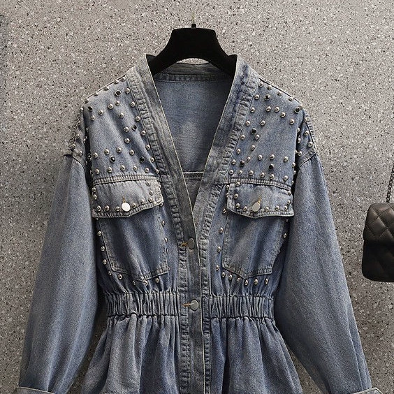 Европейские товары тяжелой промышленности заклепки бисер джинсовая куртка женская весна и осень 2025 новая мода иностранные V-образные воротники