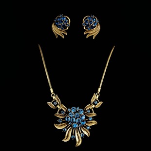 йLvintage{ɫؽջ朏͹Ůʽb