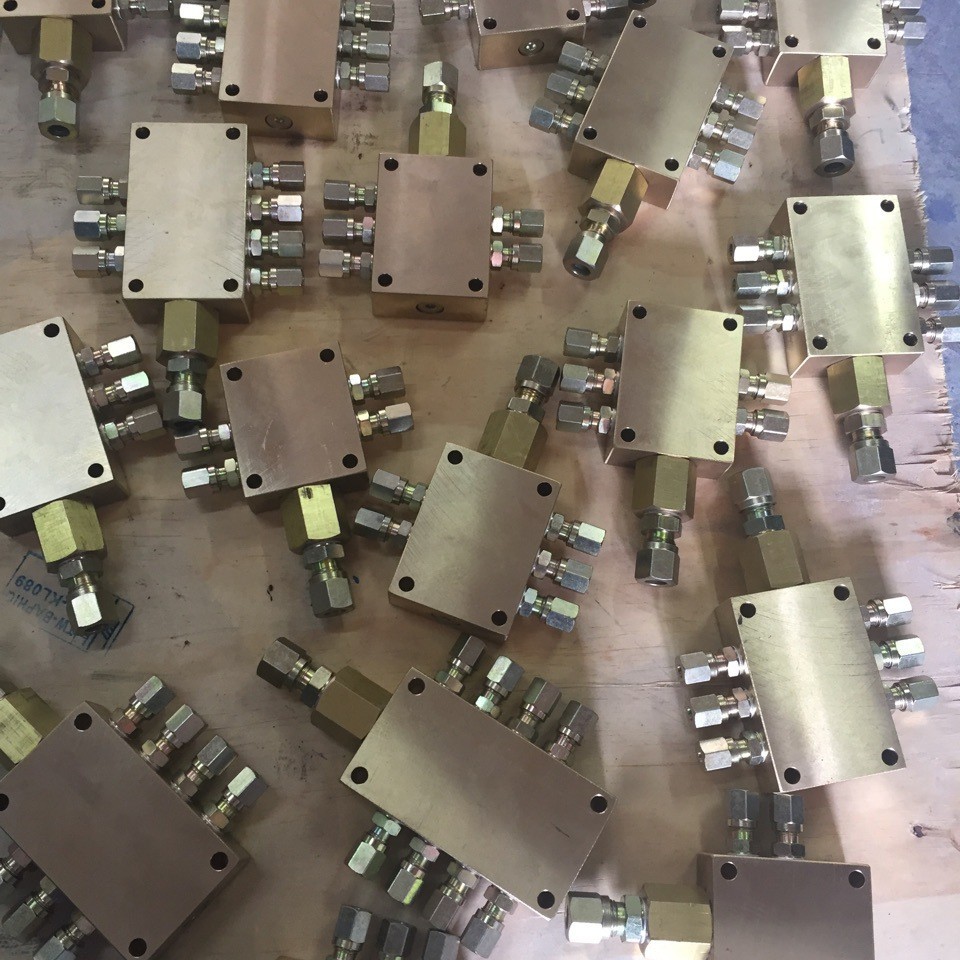 HSHF10/6油气分配器